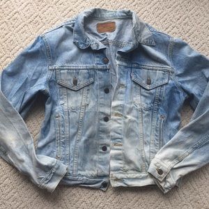Vintage 80’s Levi’s Jean Jacket